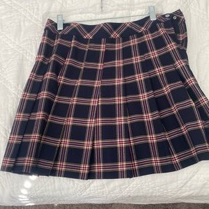 H&M plaid navy and red skirt